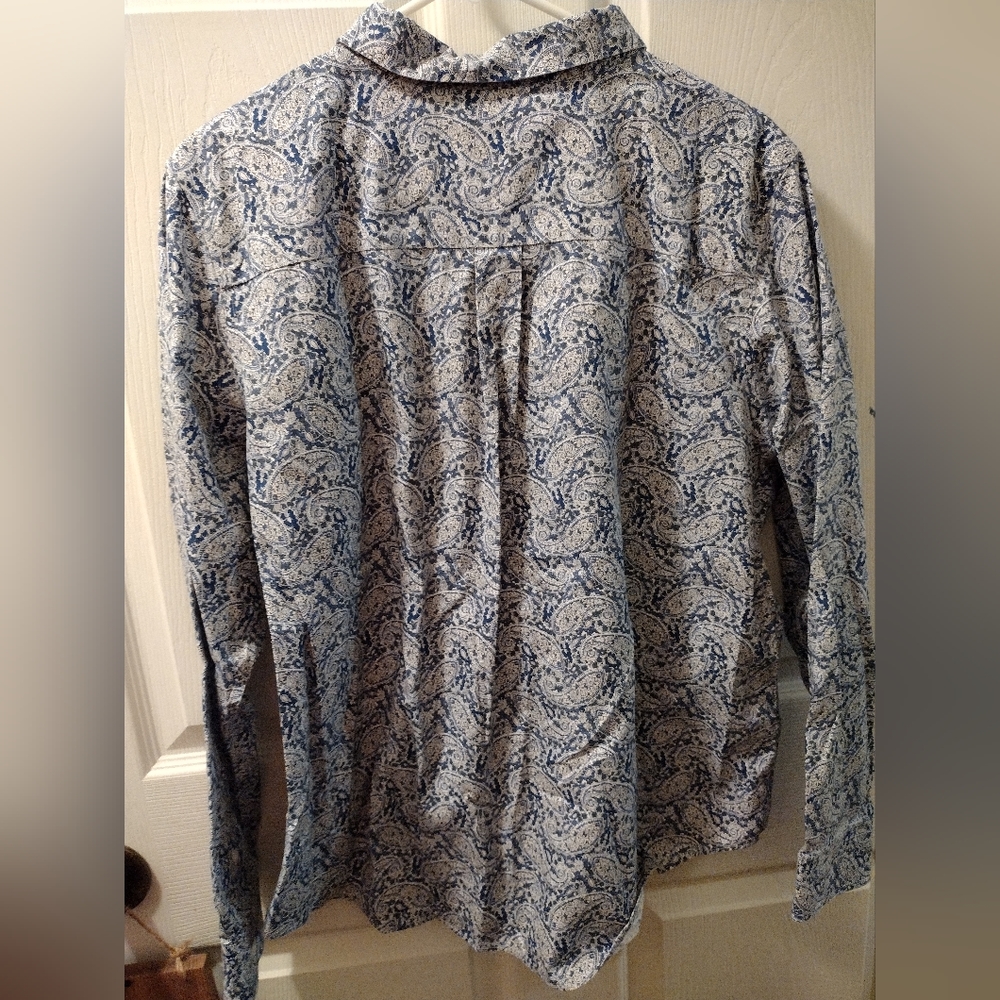 Women's button down - Picture 5 of 5